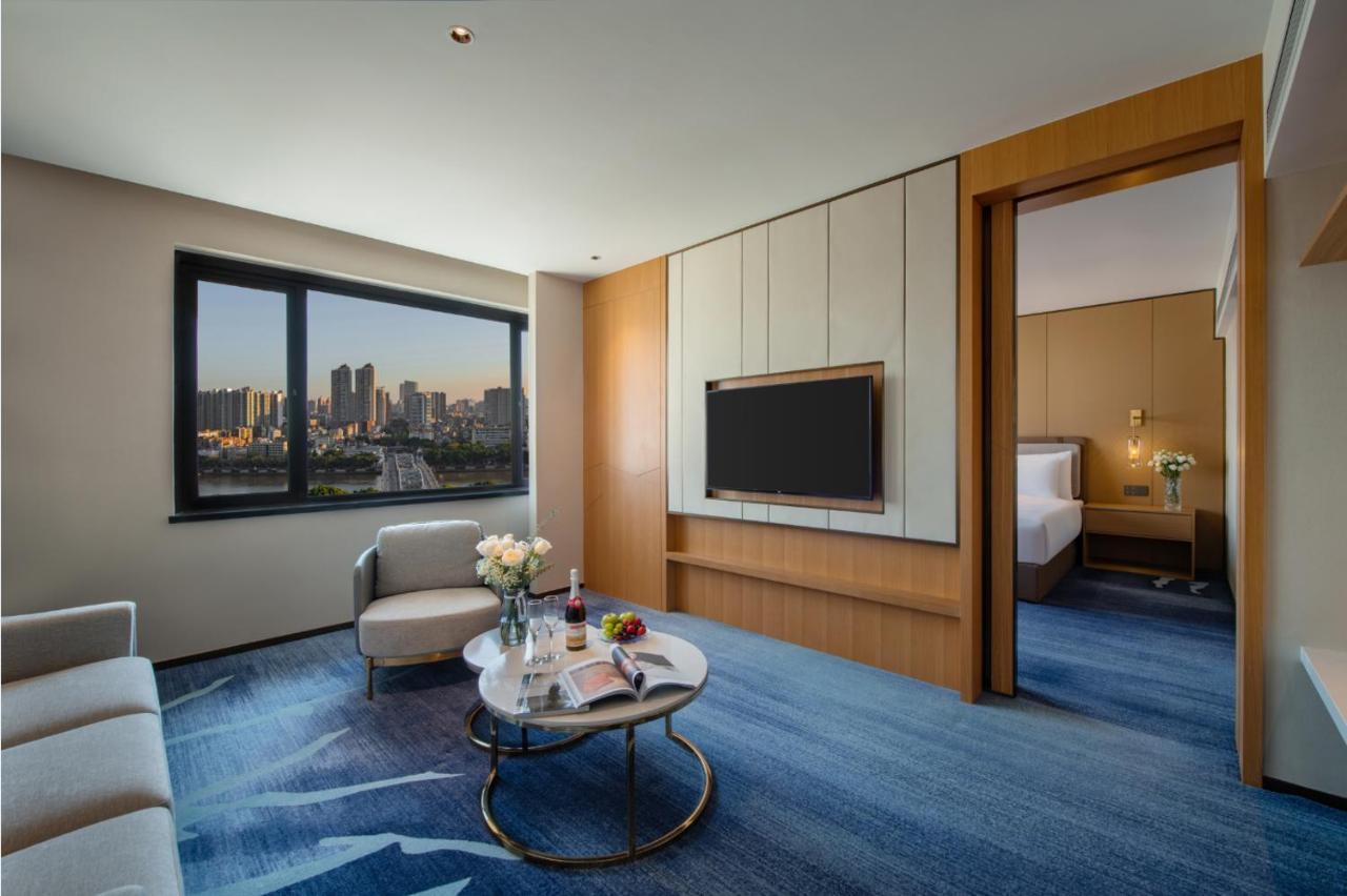 Guangzhou Hotel - Free Shuttle Bus To Exhibition Center During Canton Fair Period Exteriör bild