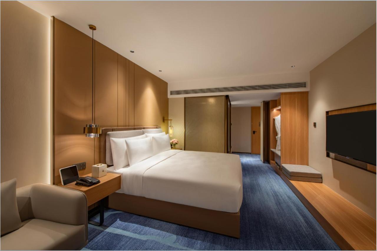 Guangzhou Hotel - Free Shuttle Bus To Exhibition Center During Canton Fair Period Exteriör bild
